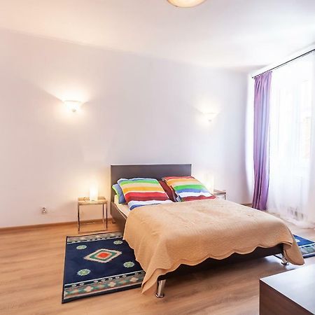 براشوف Kostas Apartments المظهر الخارجي الصورة