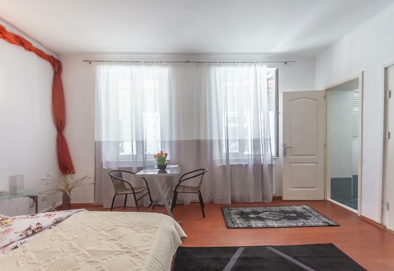 براشوف Kostas Apartments المظهر الخارجي الصورة
