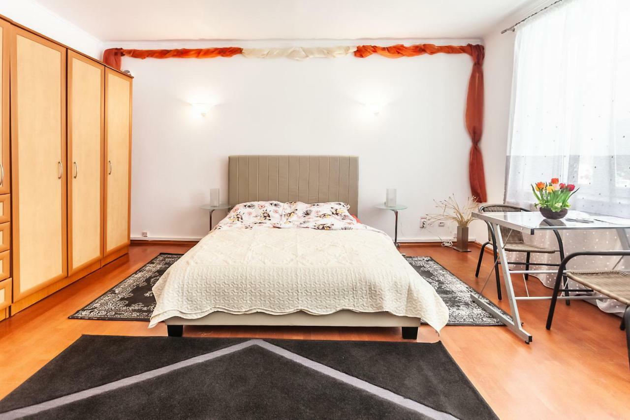 براشوف Kostas Apartments المظهر الخارجي الصورة
